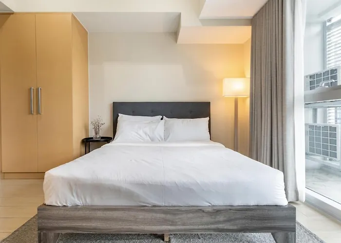 1br In Uptown Parksuites T2, Bgc Taguig